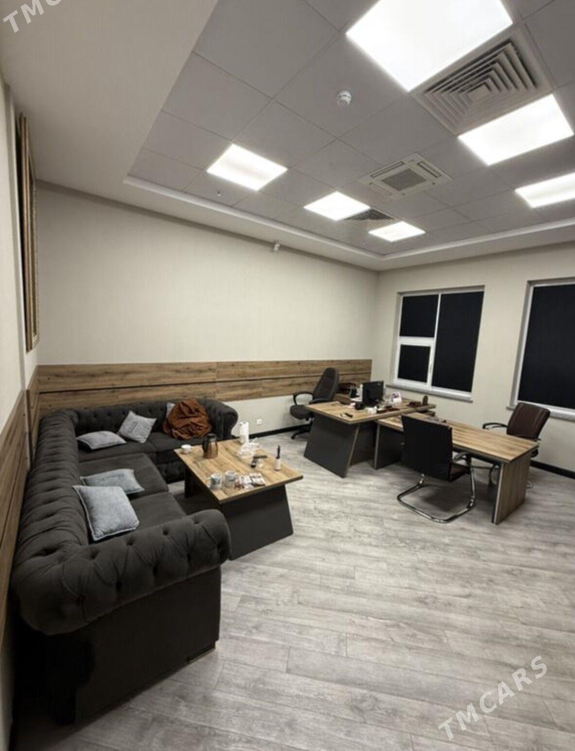 OBÝEZDNOÝ OFIS 150m² - G.Kuliýew köç. (Obýezdnoý) - img 1