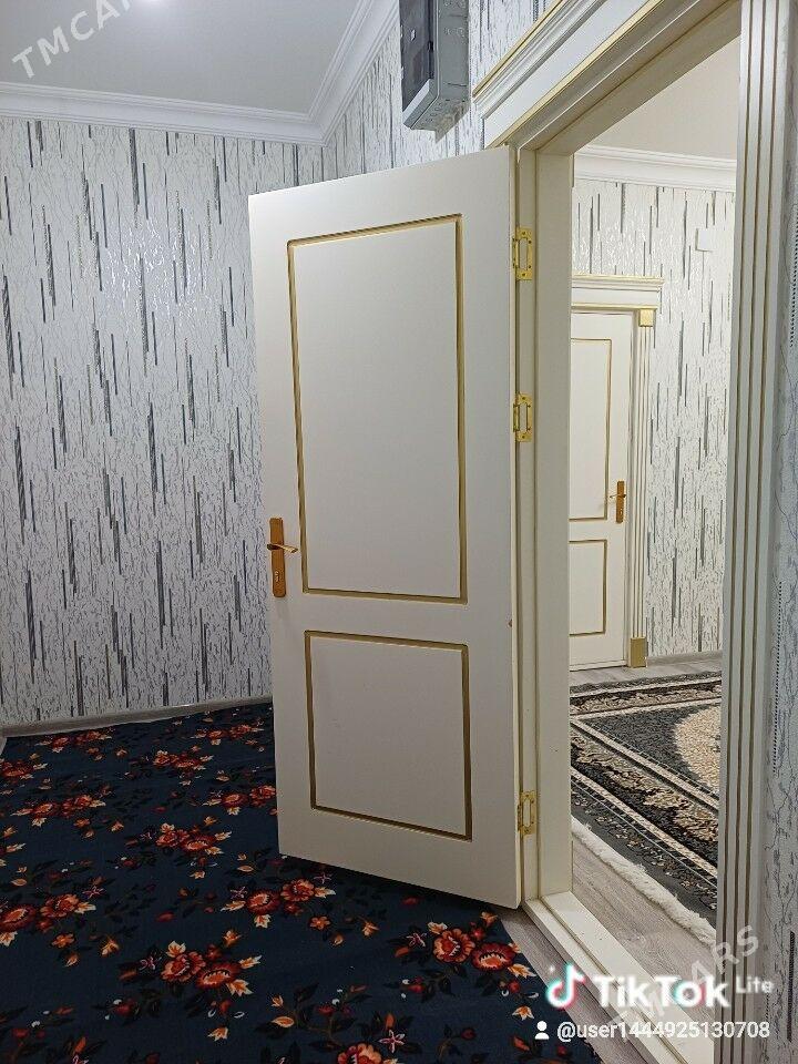 3 комнат 4 этаж 40 дом - Türkmenabat - img 1