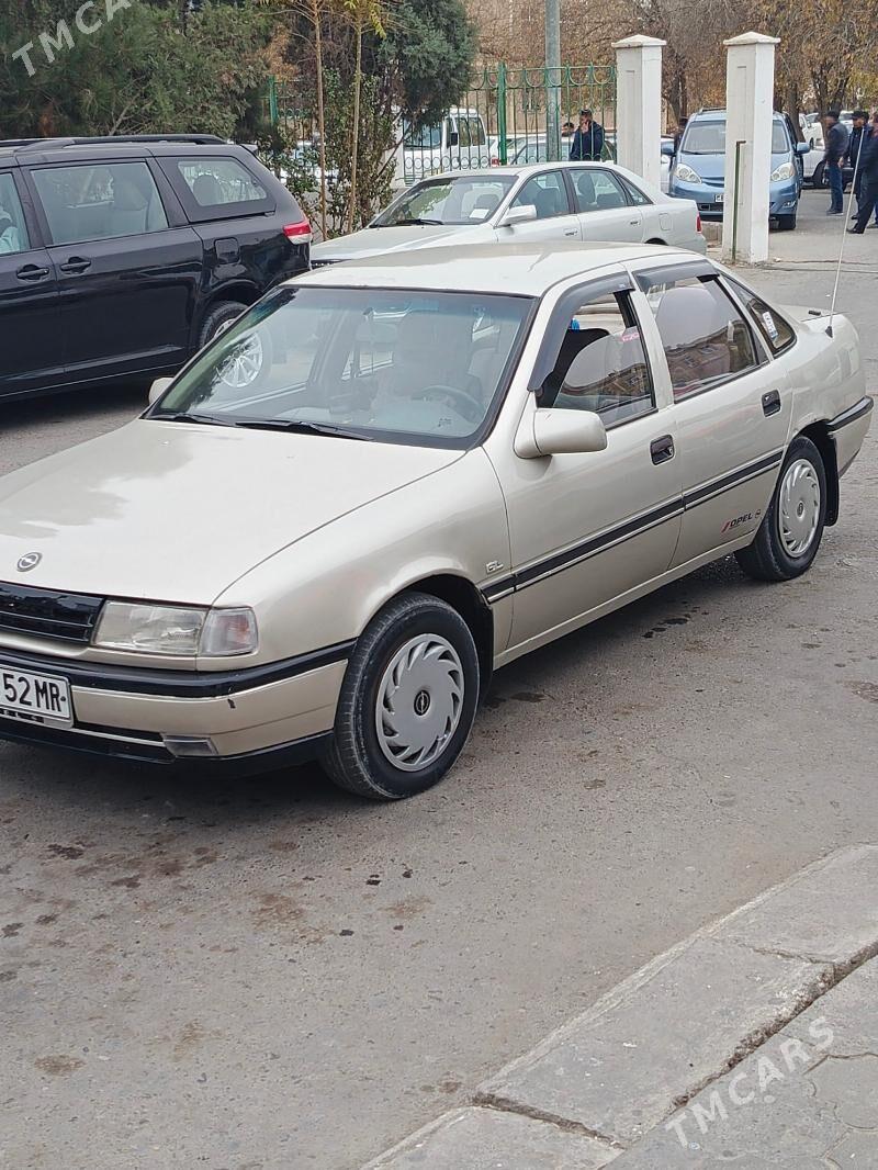 Opel Vectra 1991 - 40 000 TMT - Murgap - img 1