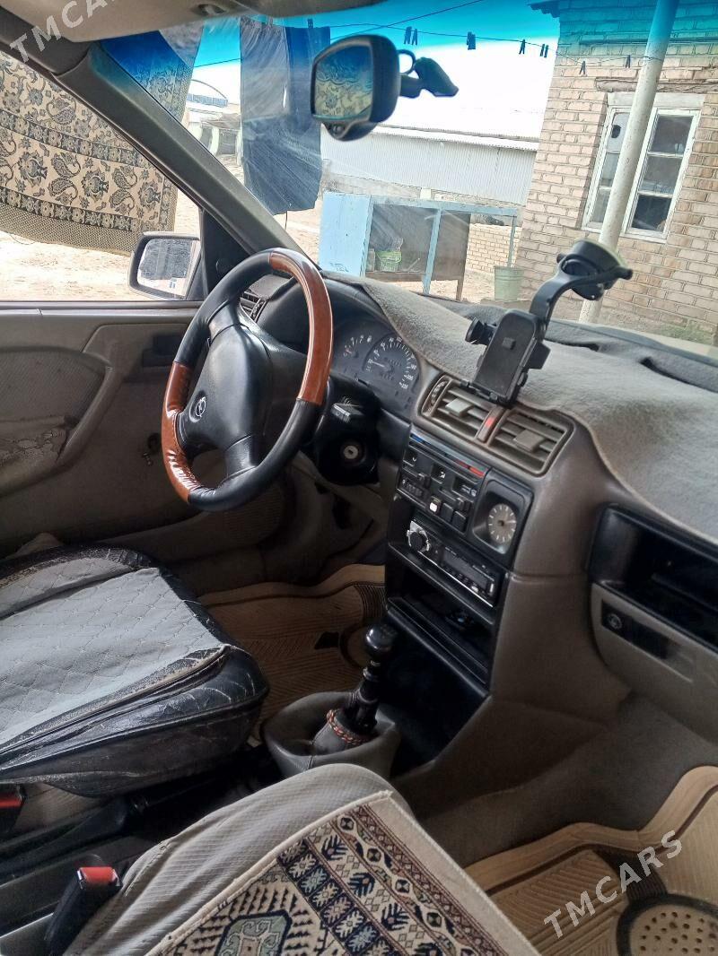Opel Vectra 1990 - 37 000 TMT - Murgap - img 1