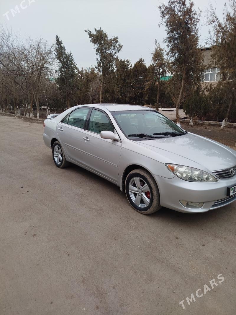 Toyota Camry 2004 - 145 000 TMT - Дашогуз - img 1
