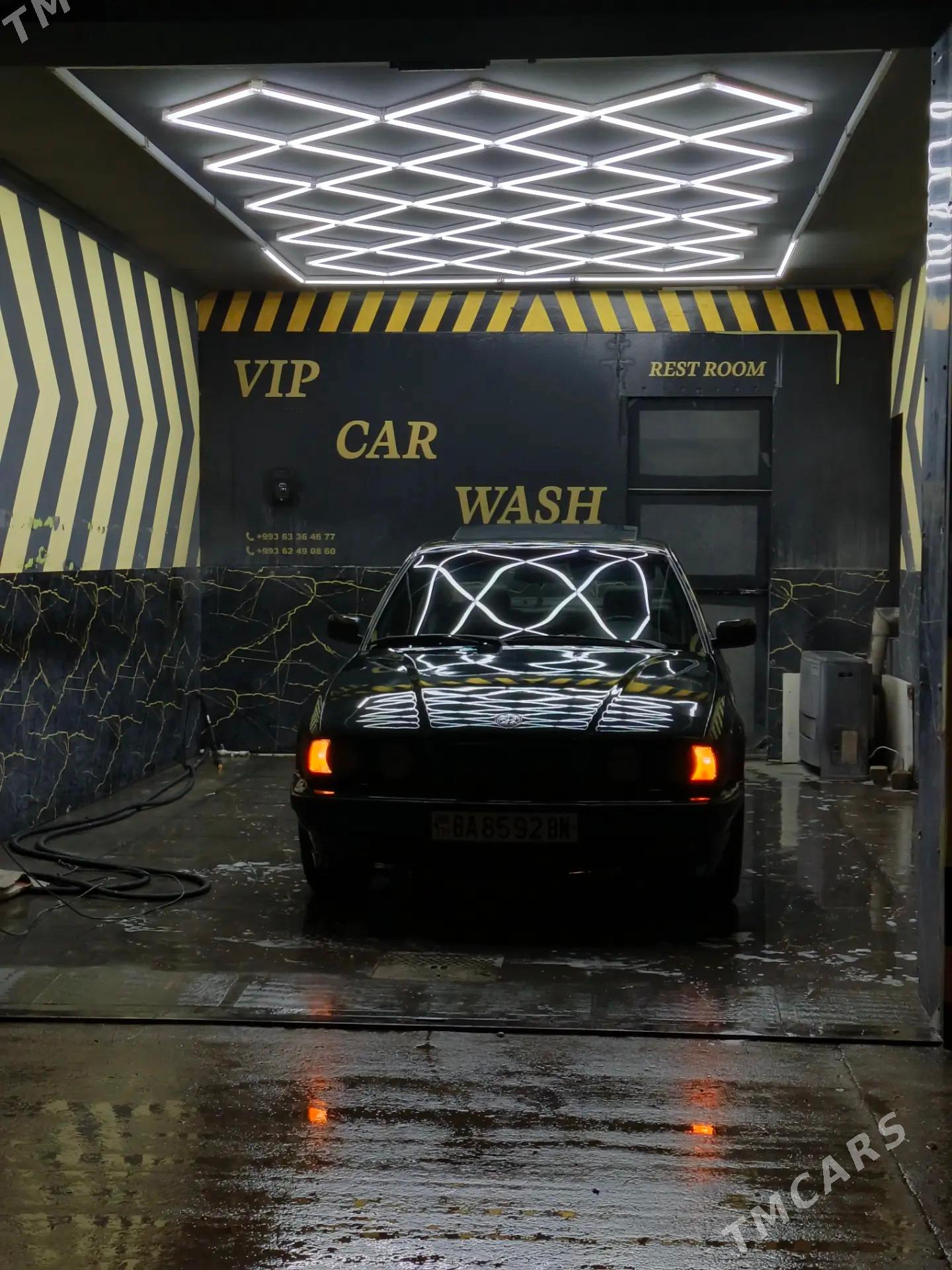 BMW E34 1993 - 82 000 TMT - Балканабат - img 1