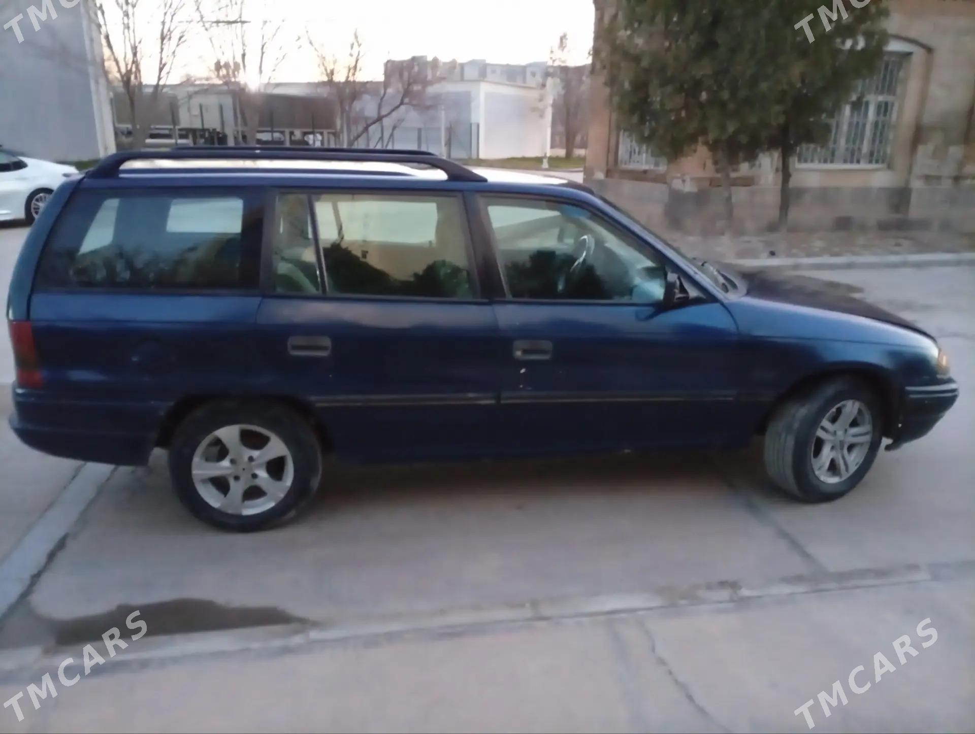 Opel Astra 1992 - 29 000 TMT - Mary - img 1