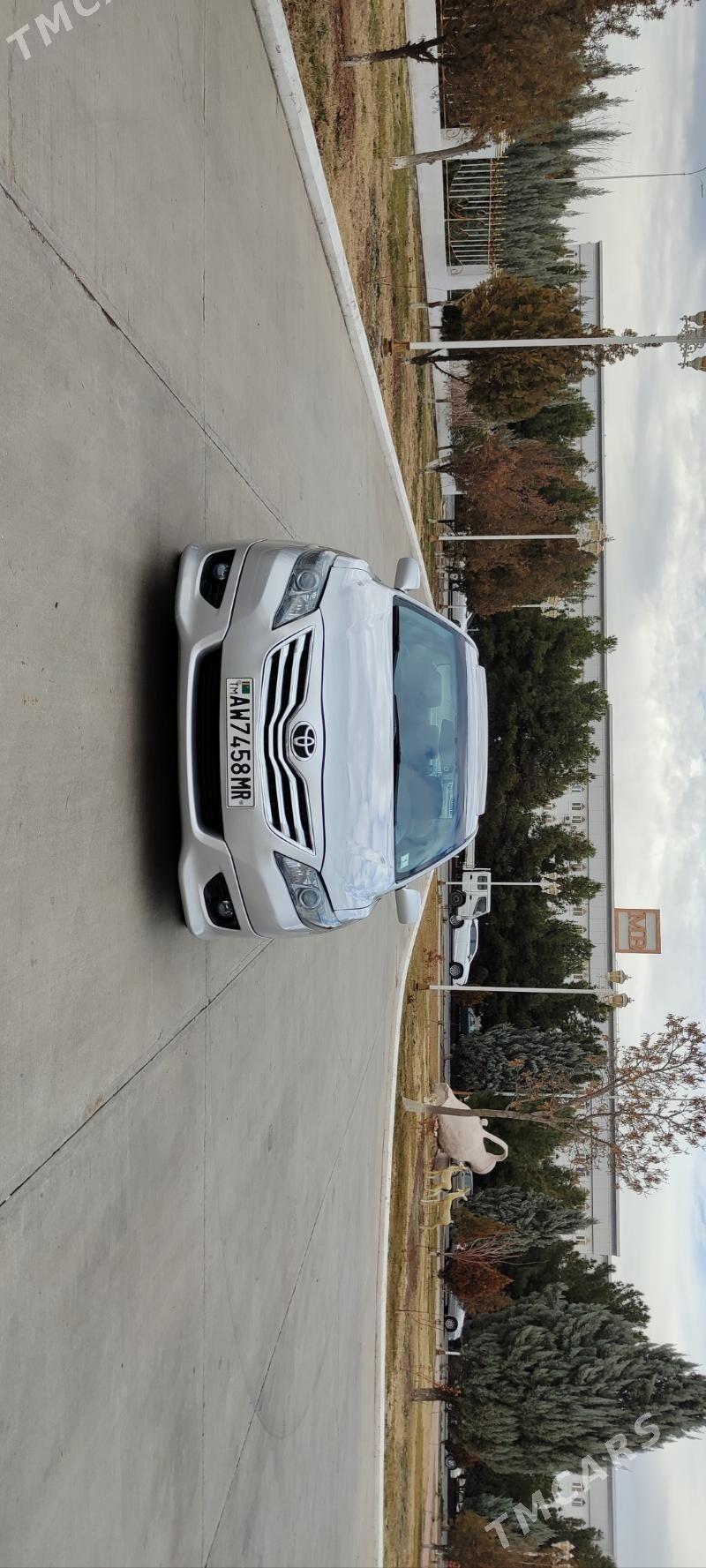 Toyota Camry 2010 - 240 000 TMT - Мары - img 1