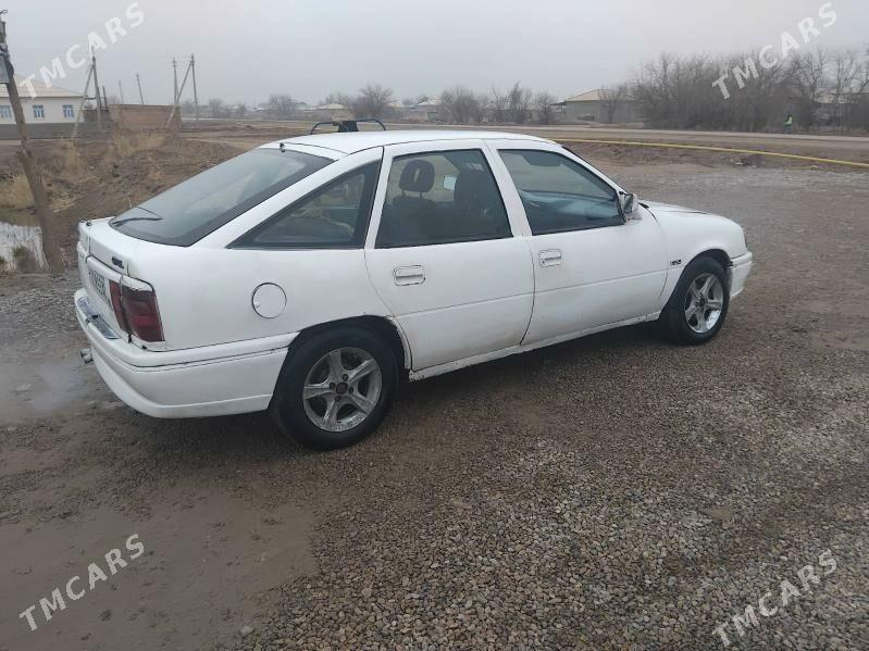 Opel Vectra 1993 - 24 000 TMT - Бабадайхан - img 1