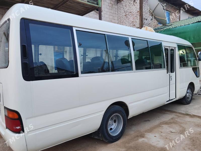 Toyota Coaster 1997 - 420 000 TMT - Балканабат - img 1