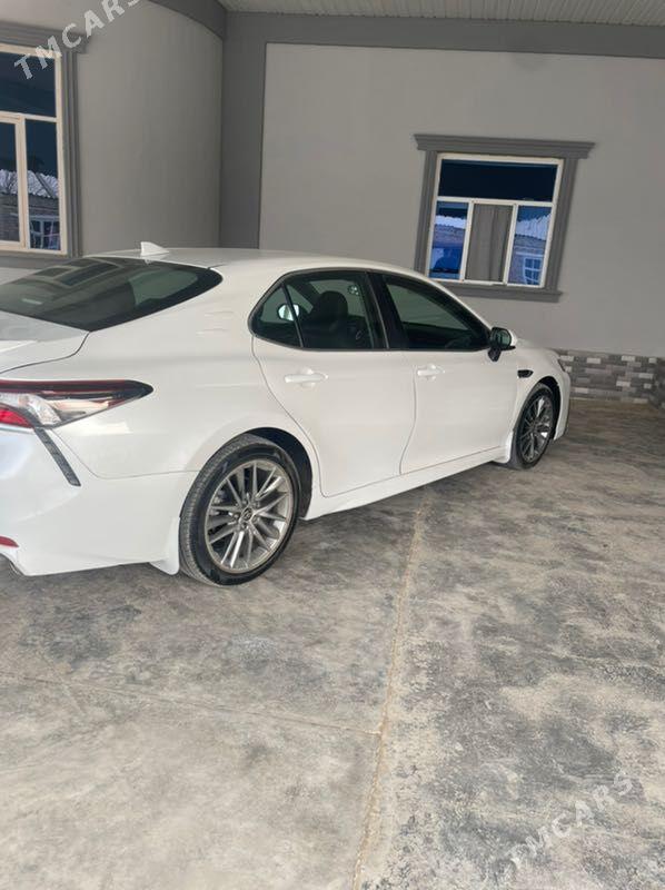 Toyota Camry 2021 - 300 000 TMT - Мары - img 1
