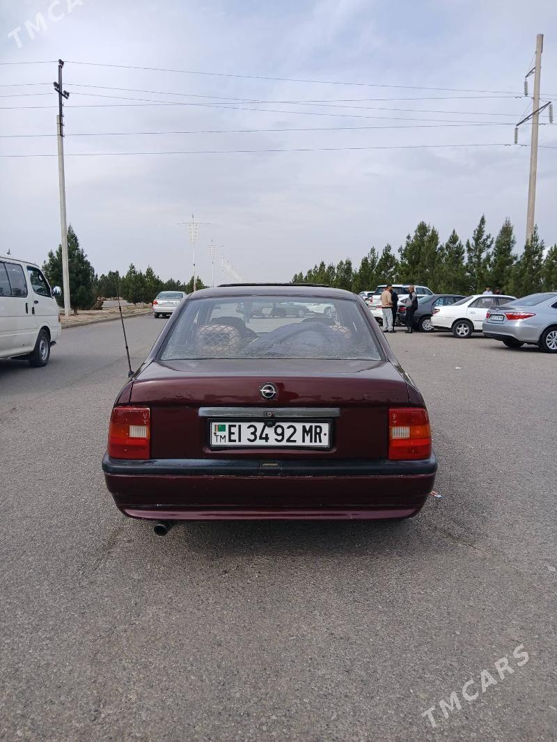 Opel Vectra 1992 - 40 000 TMT - Baýramaly - img 1