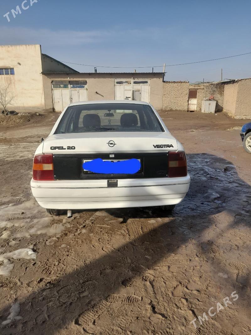 Opel Vectra 1992 - 32 000 TMT - Губадаг - img 1