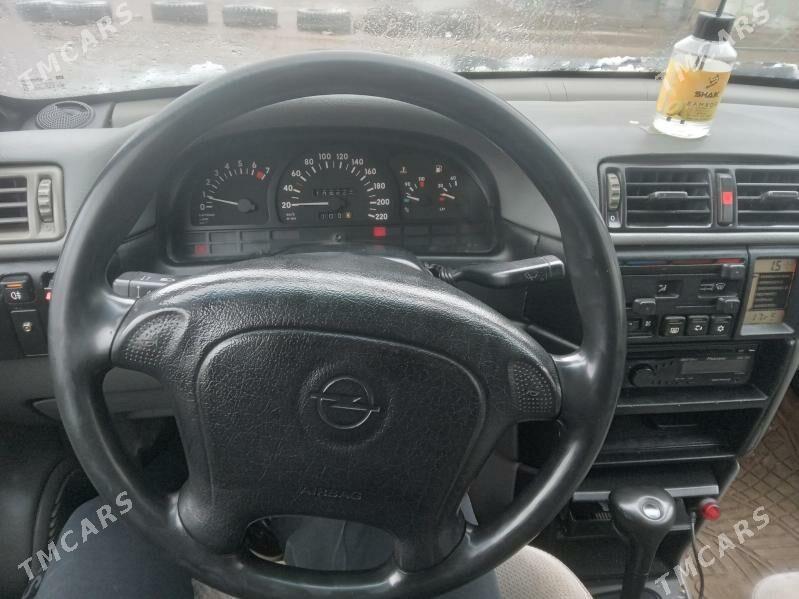 Opel Vectra 1995 - 50 000 TMT - Дашогуз - img 1