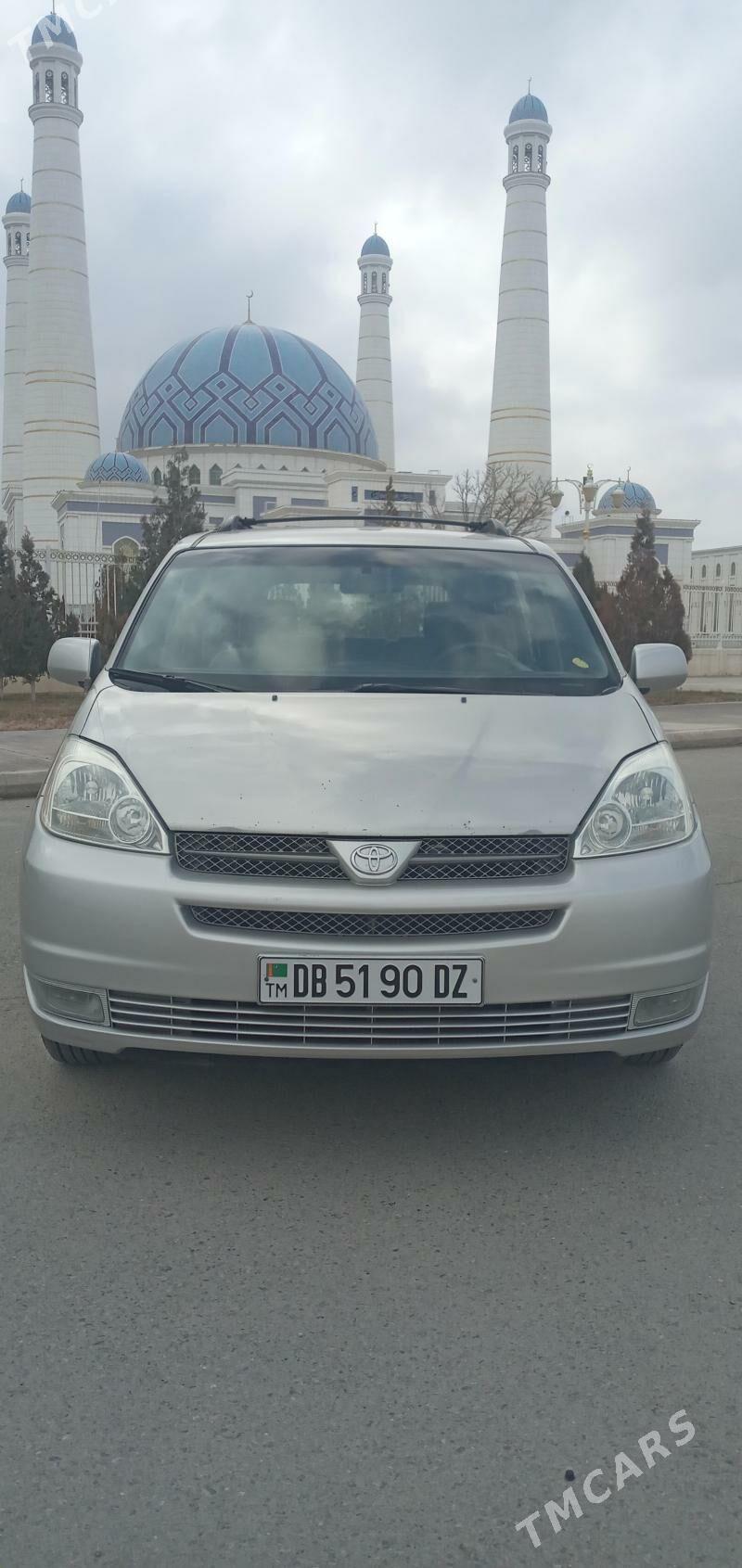 Toyota Sienna 2004 - 247 000 TMT - Daşoguz - img 1