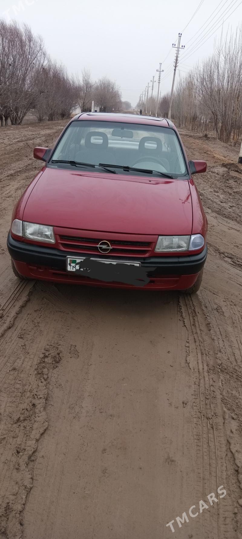 Opel Astra 1993 - 50 000 TMT - Губадаг - img 1
