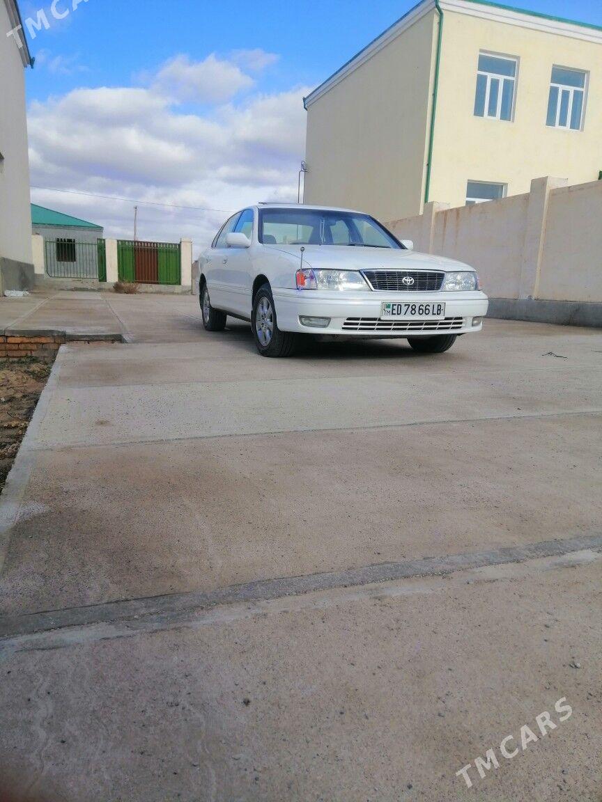 Toyota Avalon 1998 - 160 000 TMT - Halaç - img 1