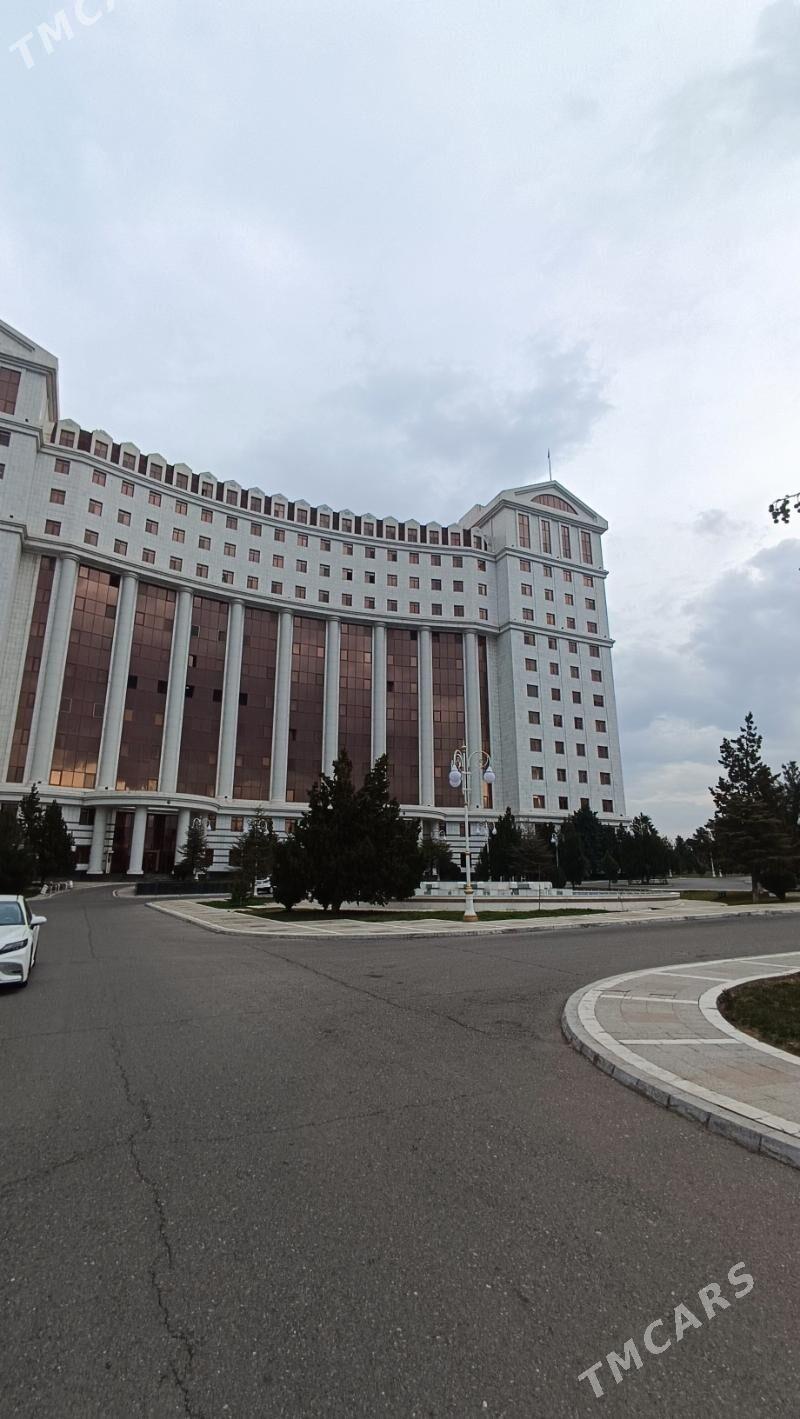 Ул Мира Книжка Нефтегаз 3 ком - Aşgabat - img 1