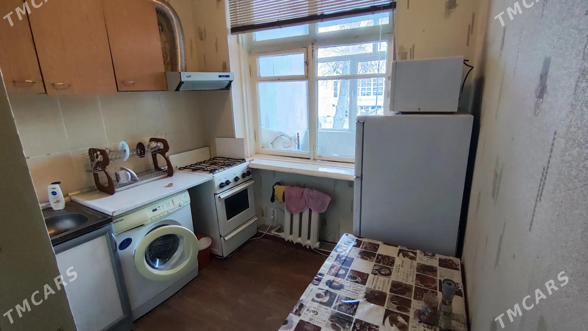 Центр аренда 1 комн 2 этаж - Kim raýon - img 1