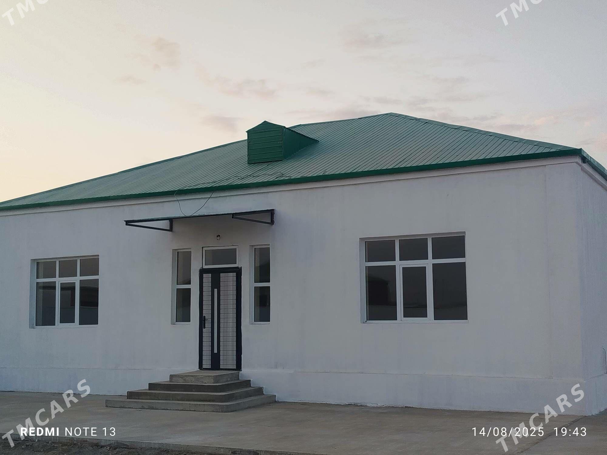 Elitni - Kaka - img 1