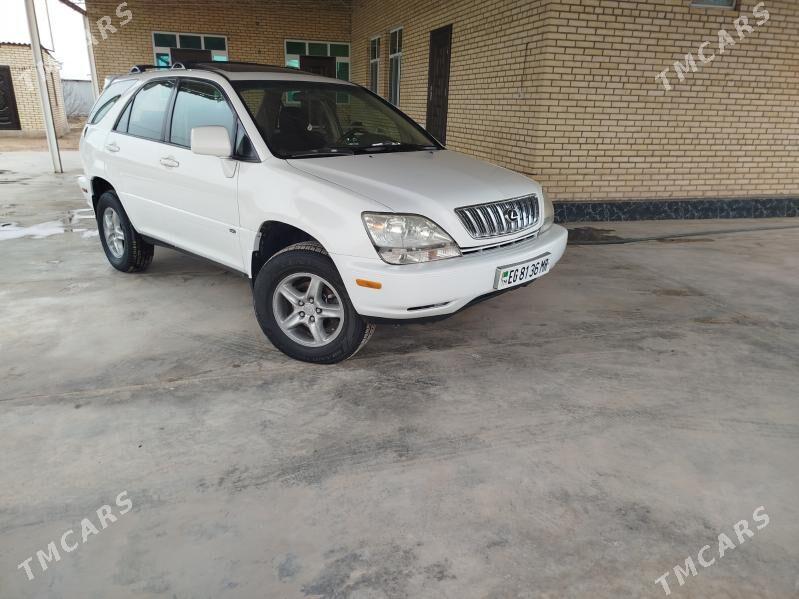 Lexus RX 300 2001 - 220 000 TMT - Мары - img 1