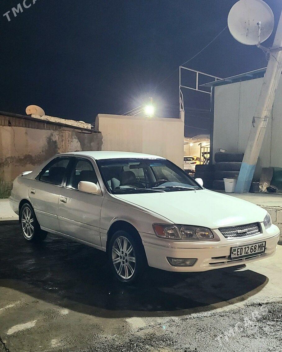 Toyota Camry 2000 - 126 000 TMT - Мары - img 1