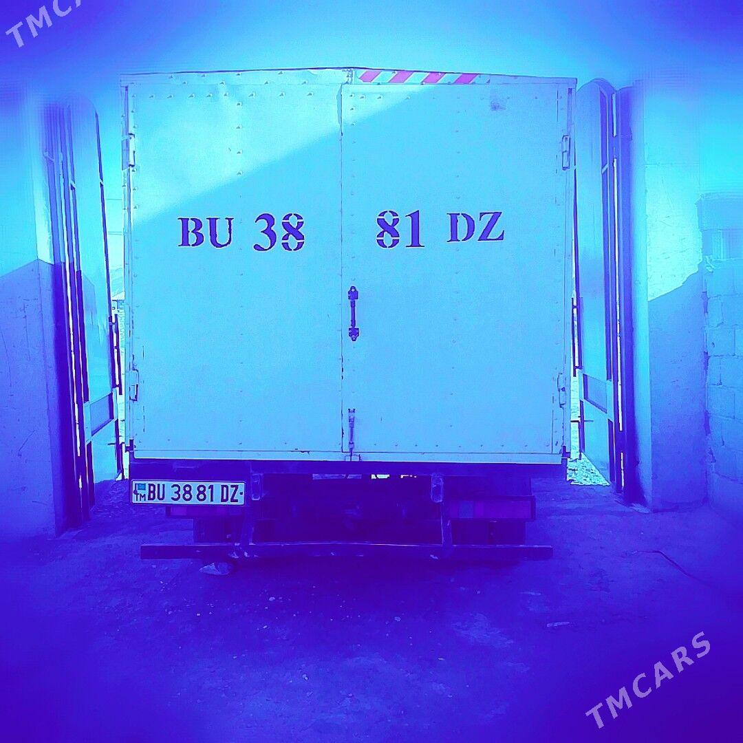 Gaz Gazel 2001 - 110 000 TMT - Jebel - img 1