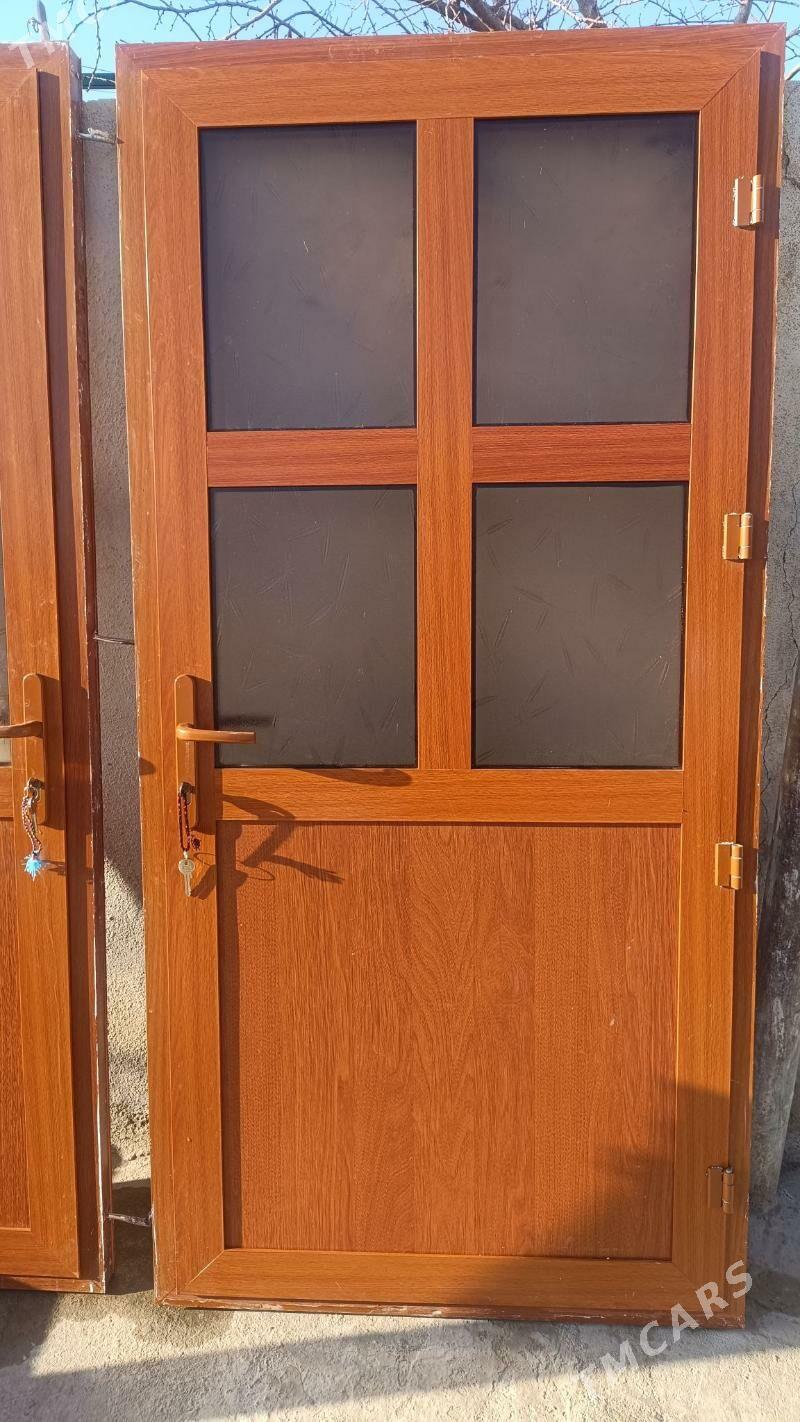 Plastik gapy - Джебел - img 1