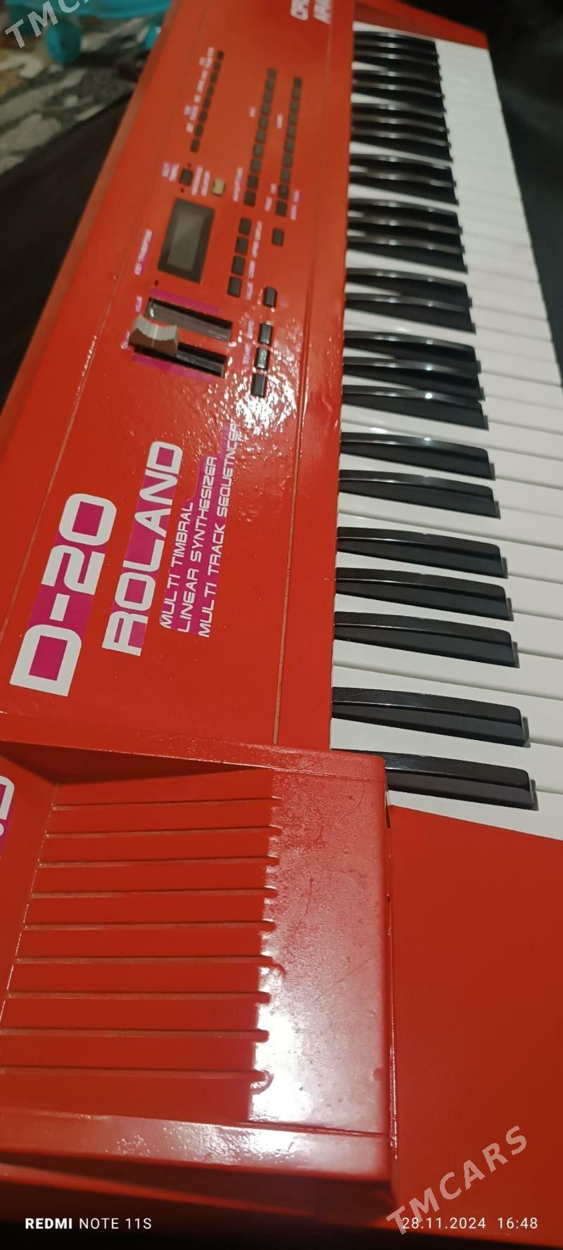 Rolond d 20 - Ашхабад - img 1