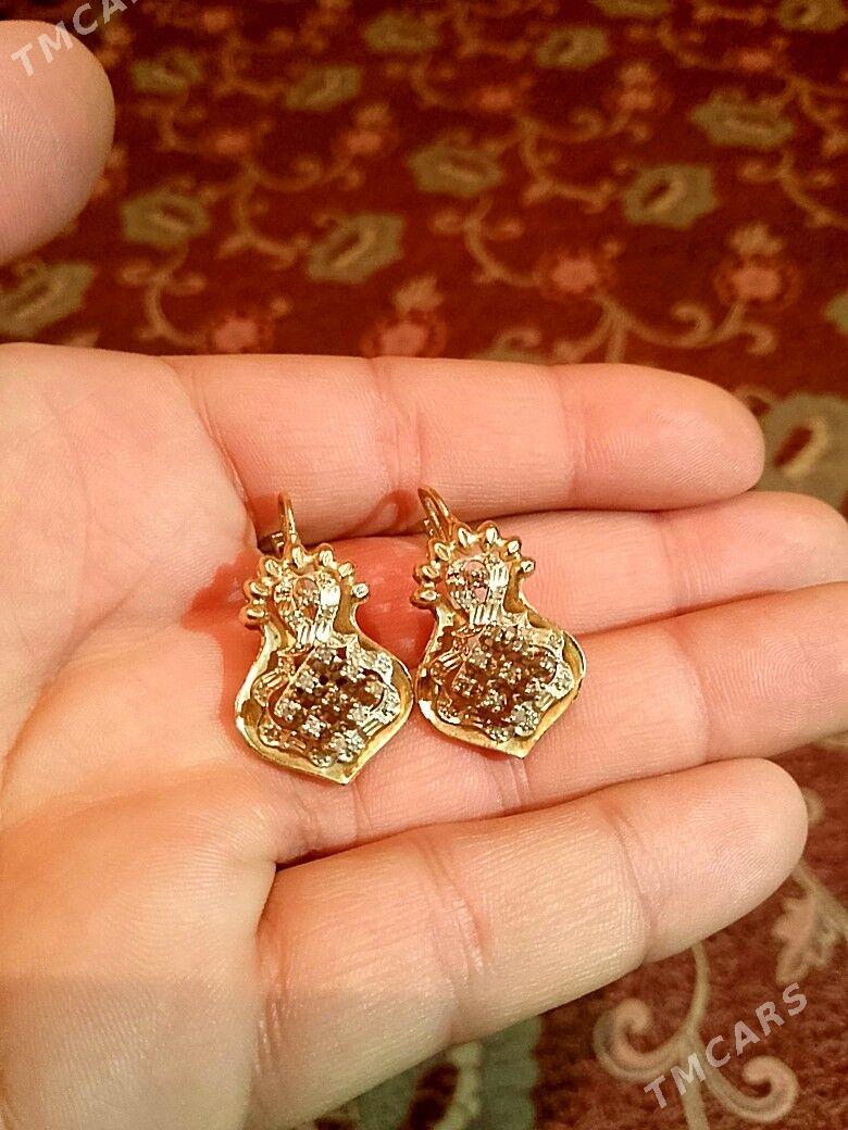 gyzyl gulak halka - Aşgabat - img 1