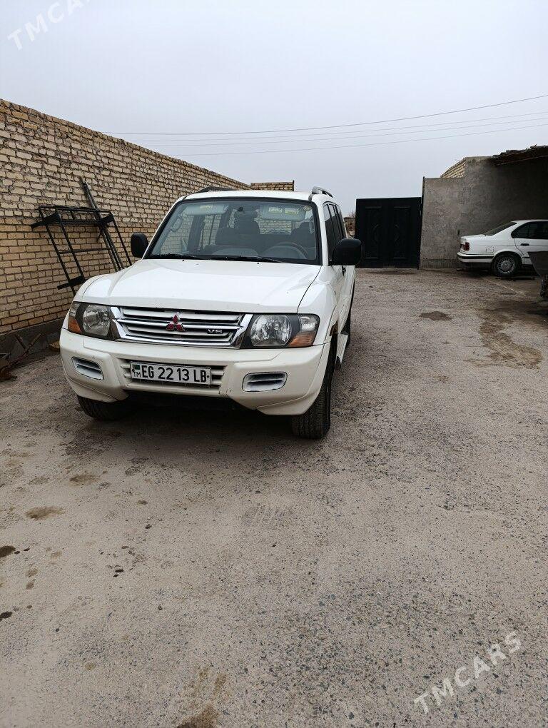Mitsubishi Montero 2001 - 145 000 TMT - Фарап - img 1