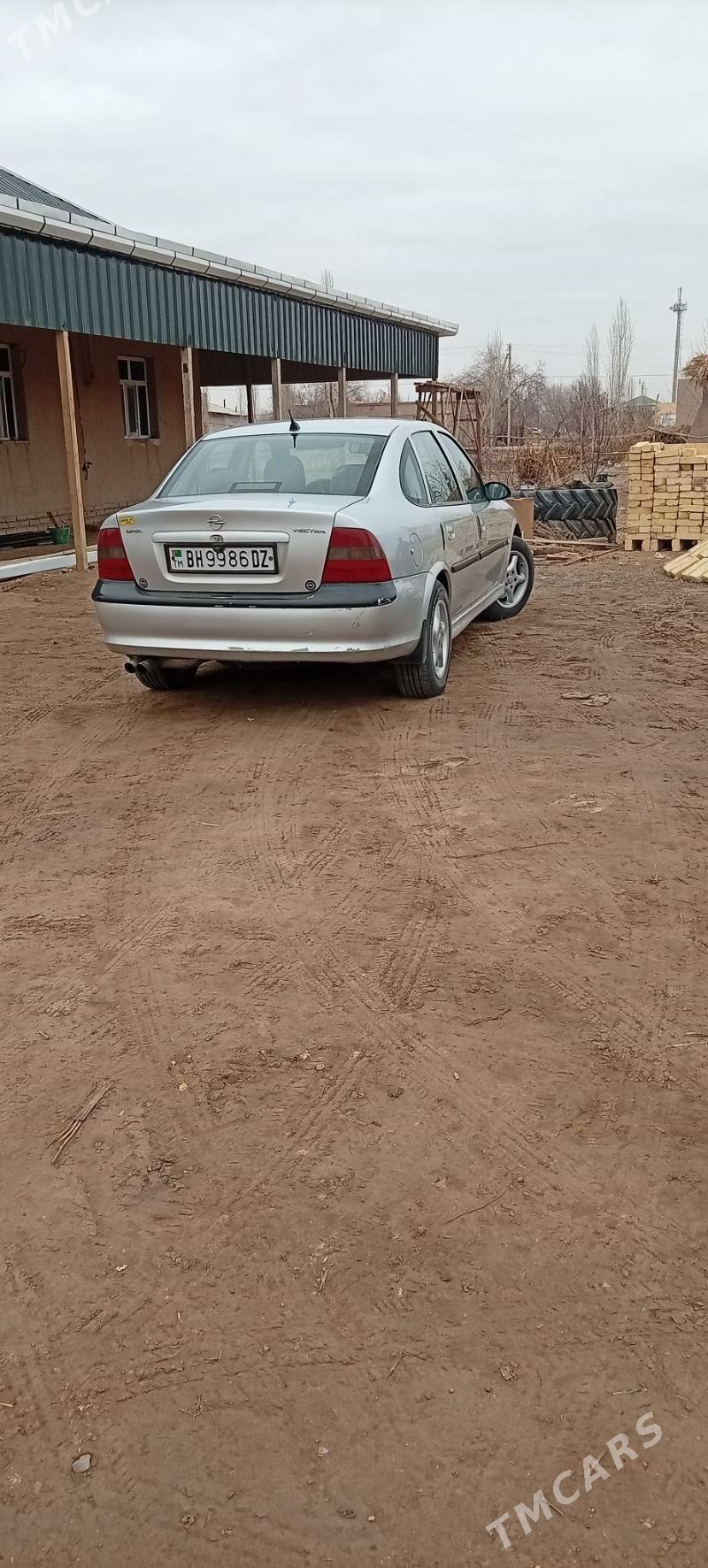Opel Vectra 1996 - 68 000 TMT - Гурбансолтан Едже - img 1