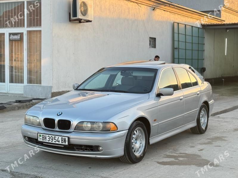 BMW E39 1996 - 115 000 TMT - Балканабат - img 1