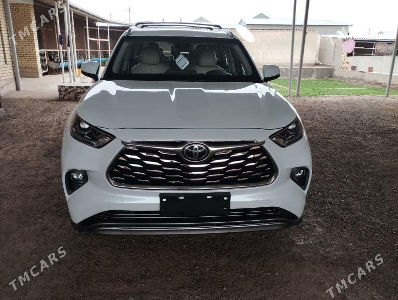 Toyota Highlander 2021 - 580 000 TMT - Мары - img 1