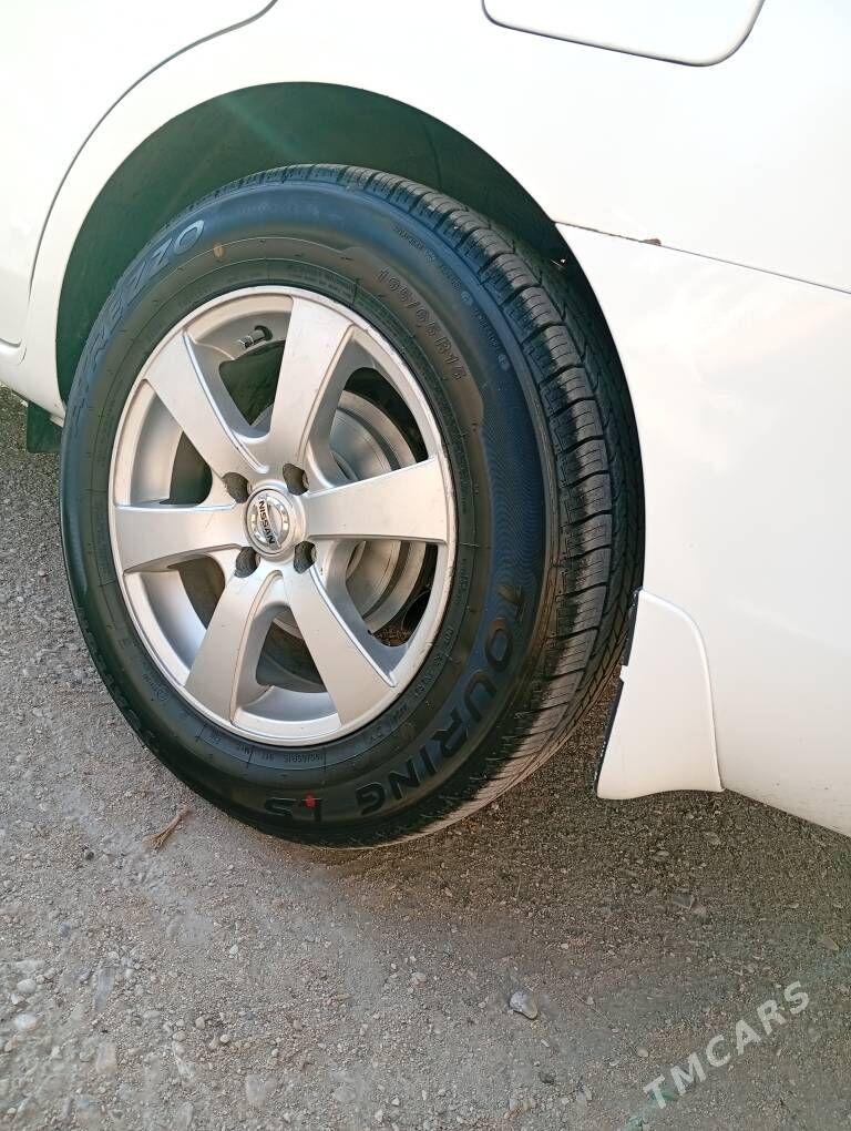 Nissan Versa 2012 - 120 000 TMT - Балканабат - img 1