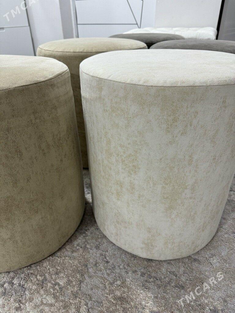 Pufik (matadan oturgyç) - Aşgabat - img 1