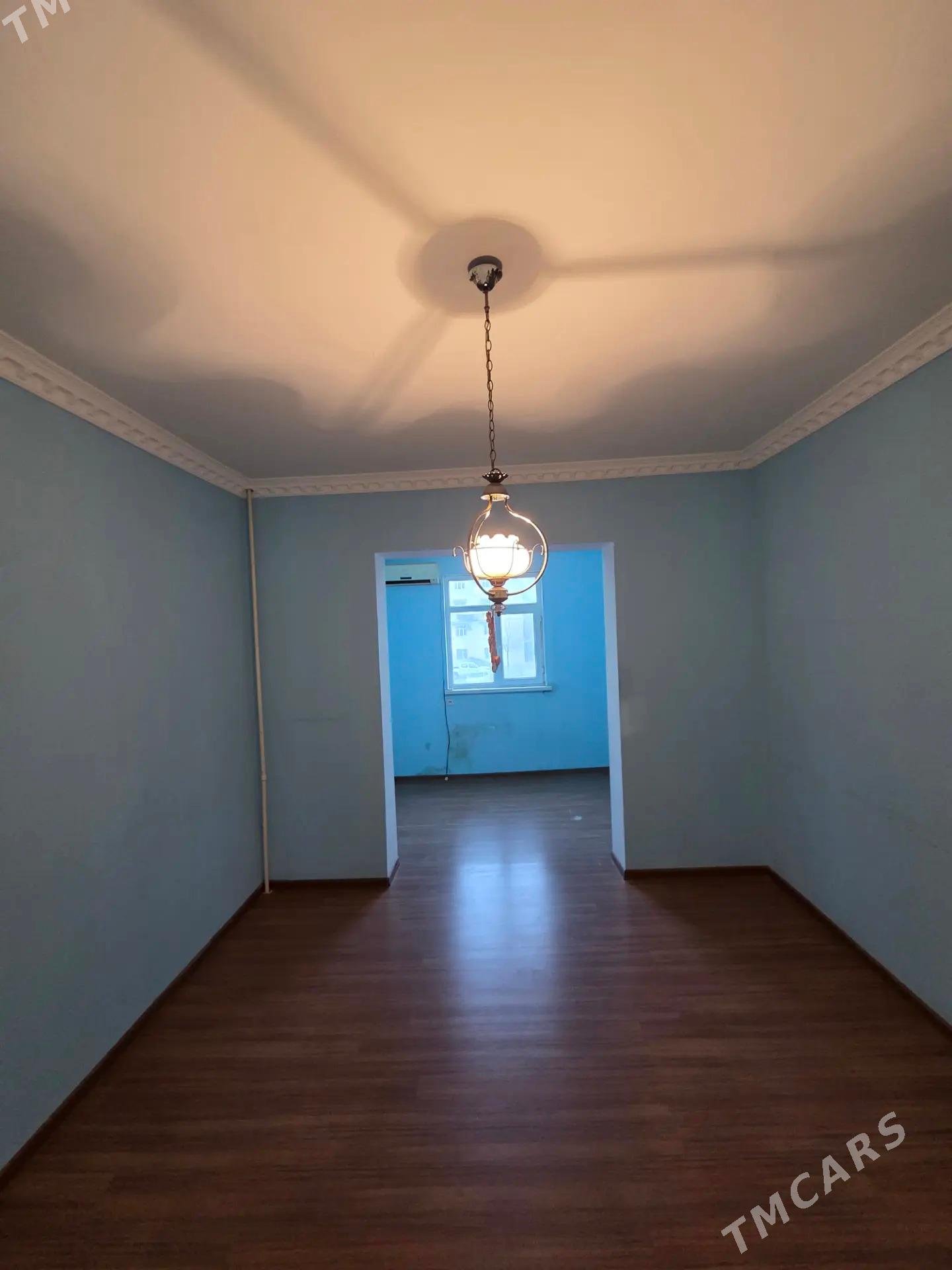 Kim rayon 4/2 etazy 2 komnat - Ким район - img 1