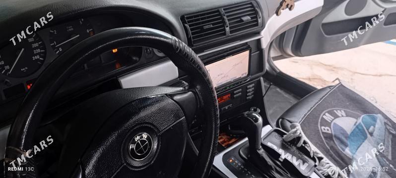 BMW E39 1998 - 95 000 TMT - Кака - img 1