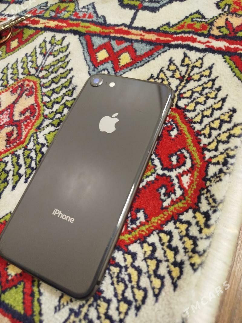 iphone8 - 30 mkr - img 1