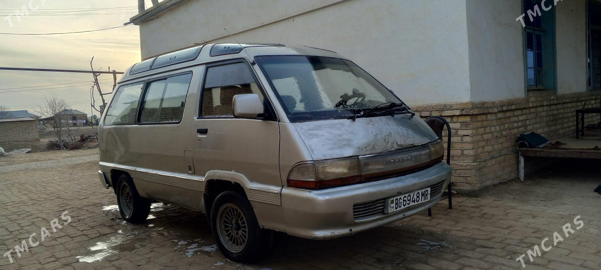 Toyota Hiace 1990 - 40 000 TMT - Murgap - img 1