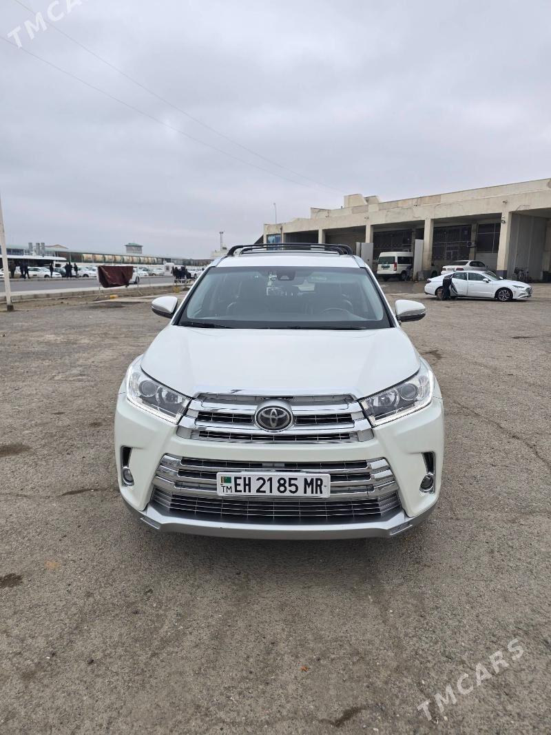 Toyota Highlander 2017 - 419 000 TMT - Байрамали - img 1