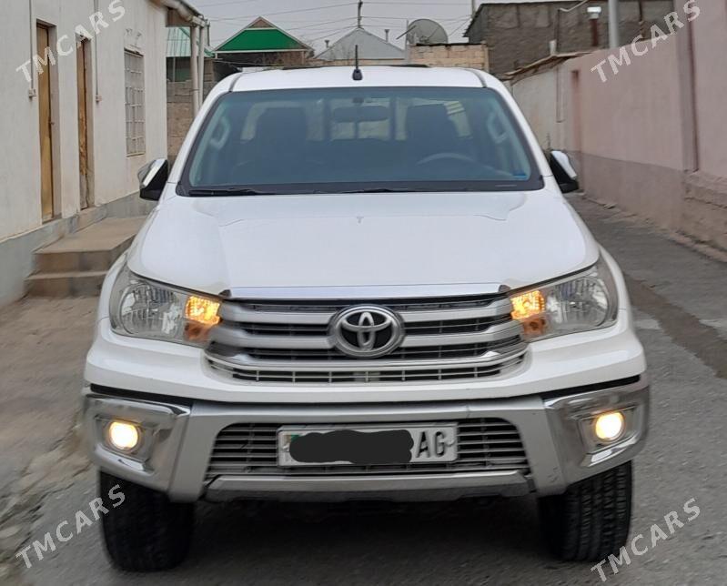 Toyota Hilux 2015 - 475 000 TMT - Aşgabat - img 1