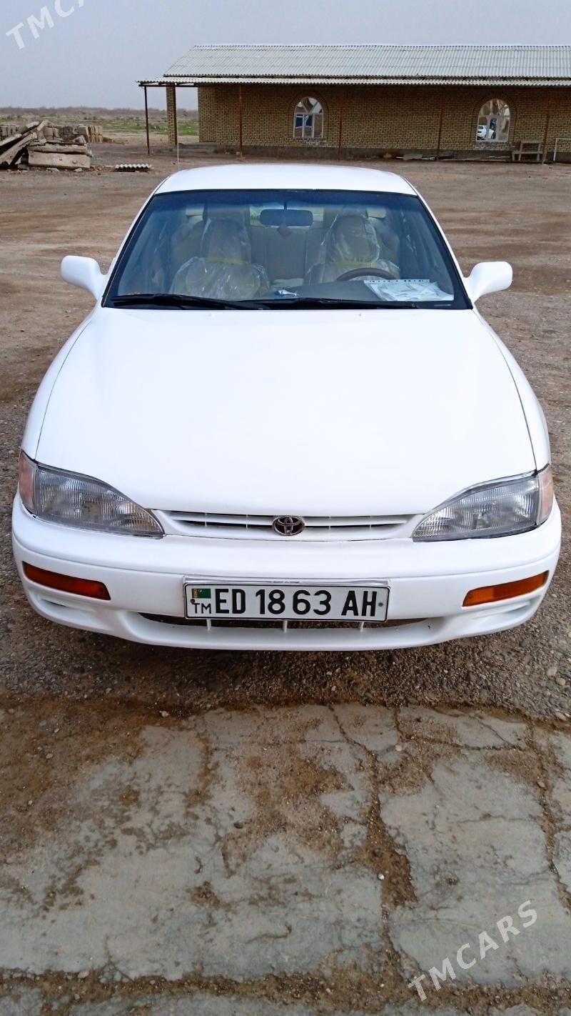 Toyota Camry 1994 - 80 000 TMT - Sarahs - img 1