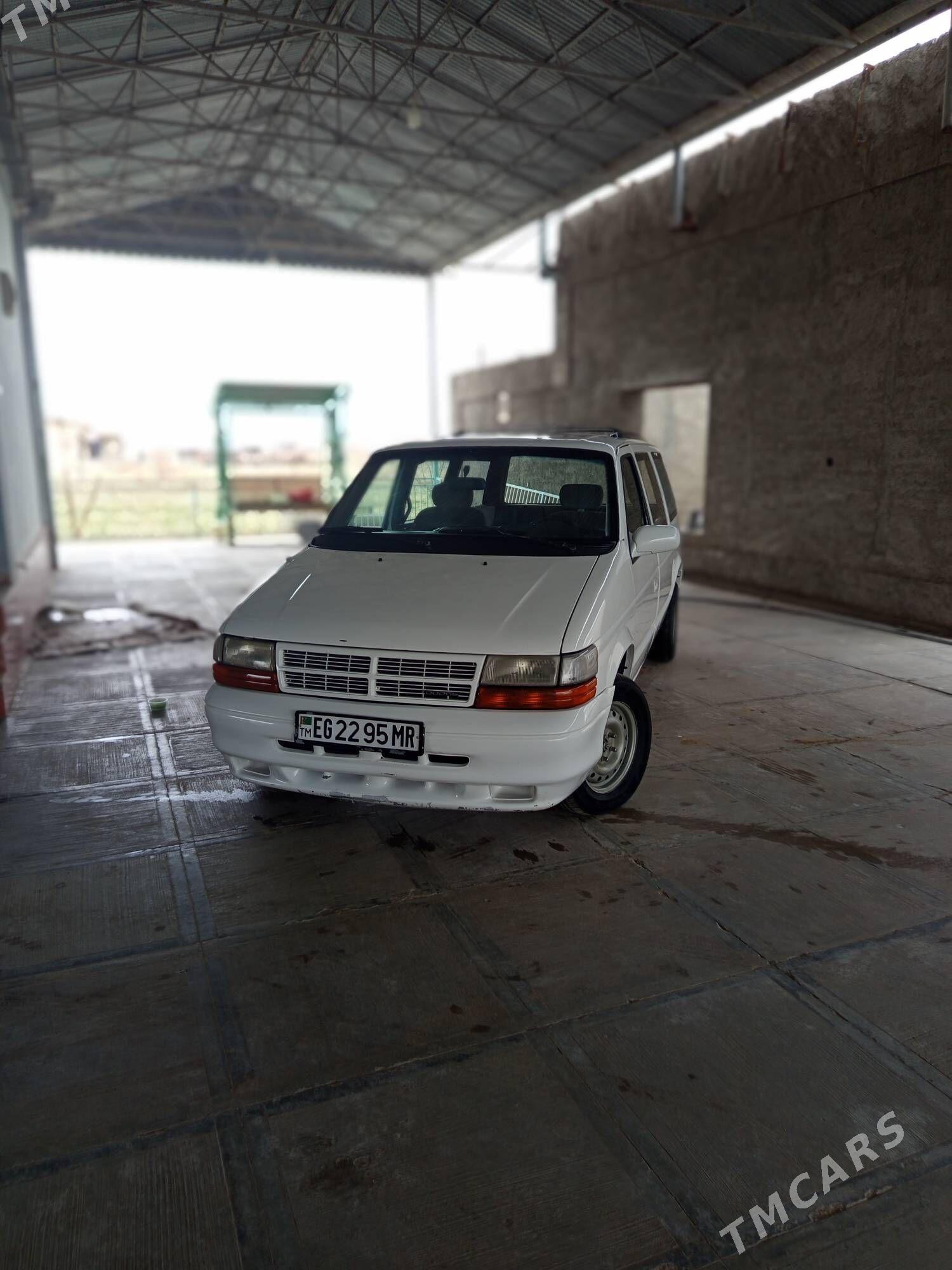 Toyota Sienna 2000 - 60 000 TMT - Мары - img 1