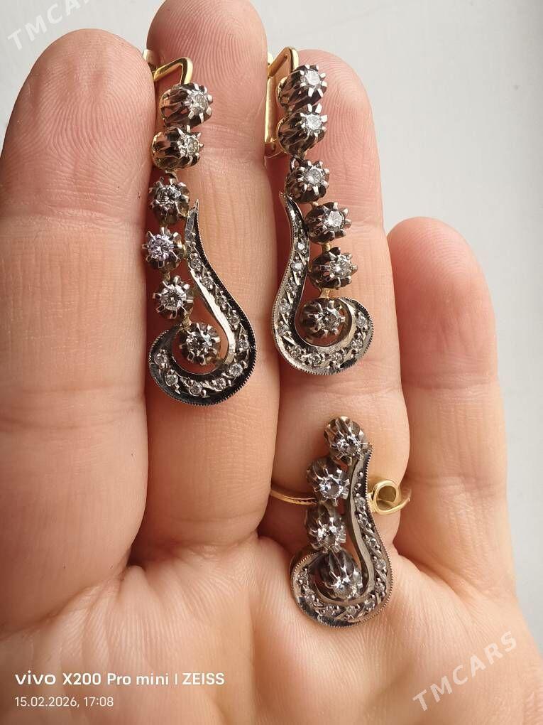 gyzyl Ýerewan brilliant gadym - Hitrowka - img 1