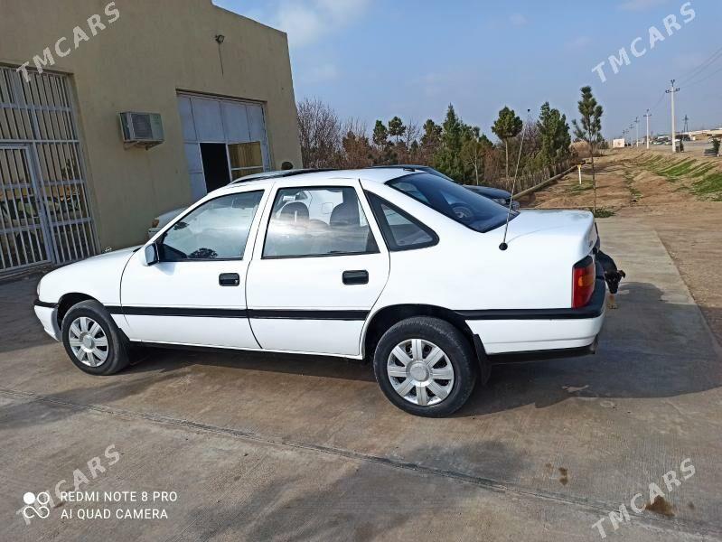 Opel Vectra 1991 - 46 000 TMT - Kerki - img 1