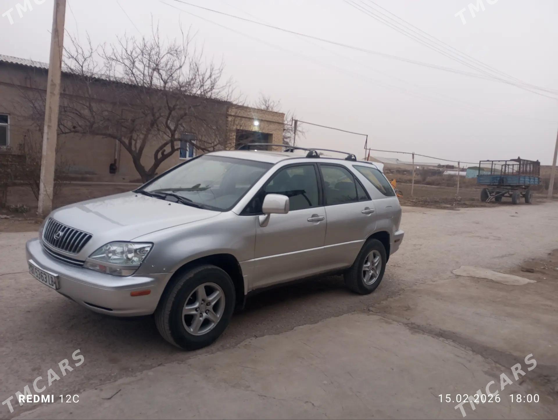 Lexus RX 300 2000 - 178 000 TMT - Dänew - img 1