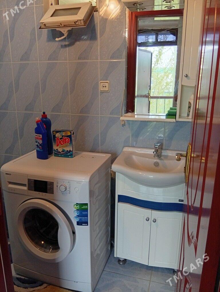 АРЕНДА КВАРТИР - 4 мкр - img 1