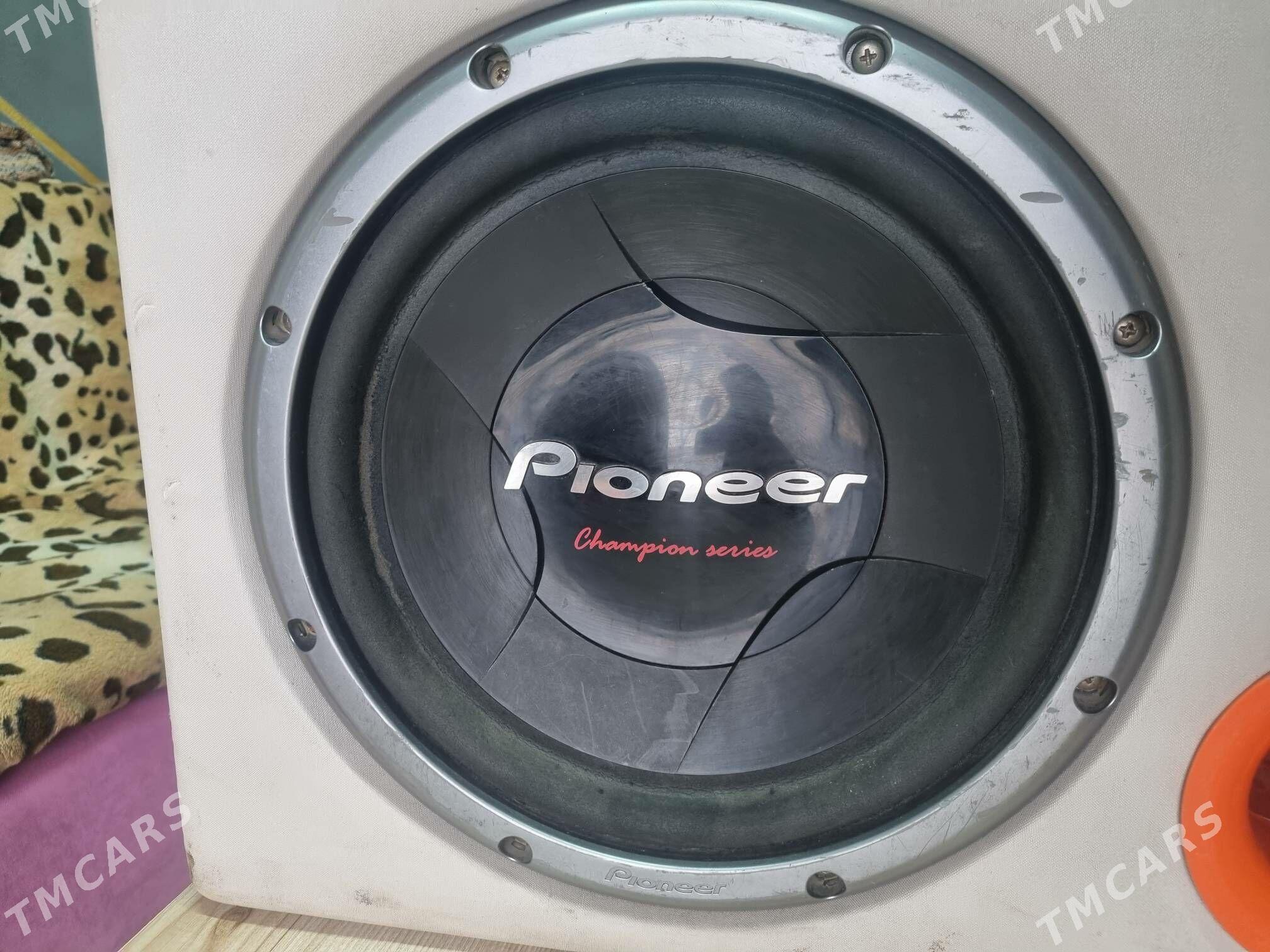 bas bocka - Дашогуз - img 1