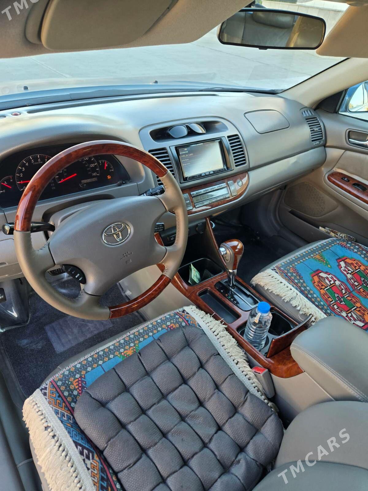 Toyota Camry 2003 - 230 000 TMT - Балканабат - img 1