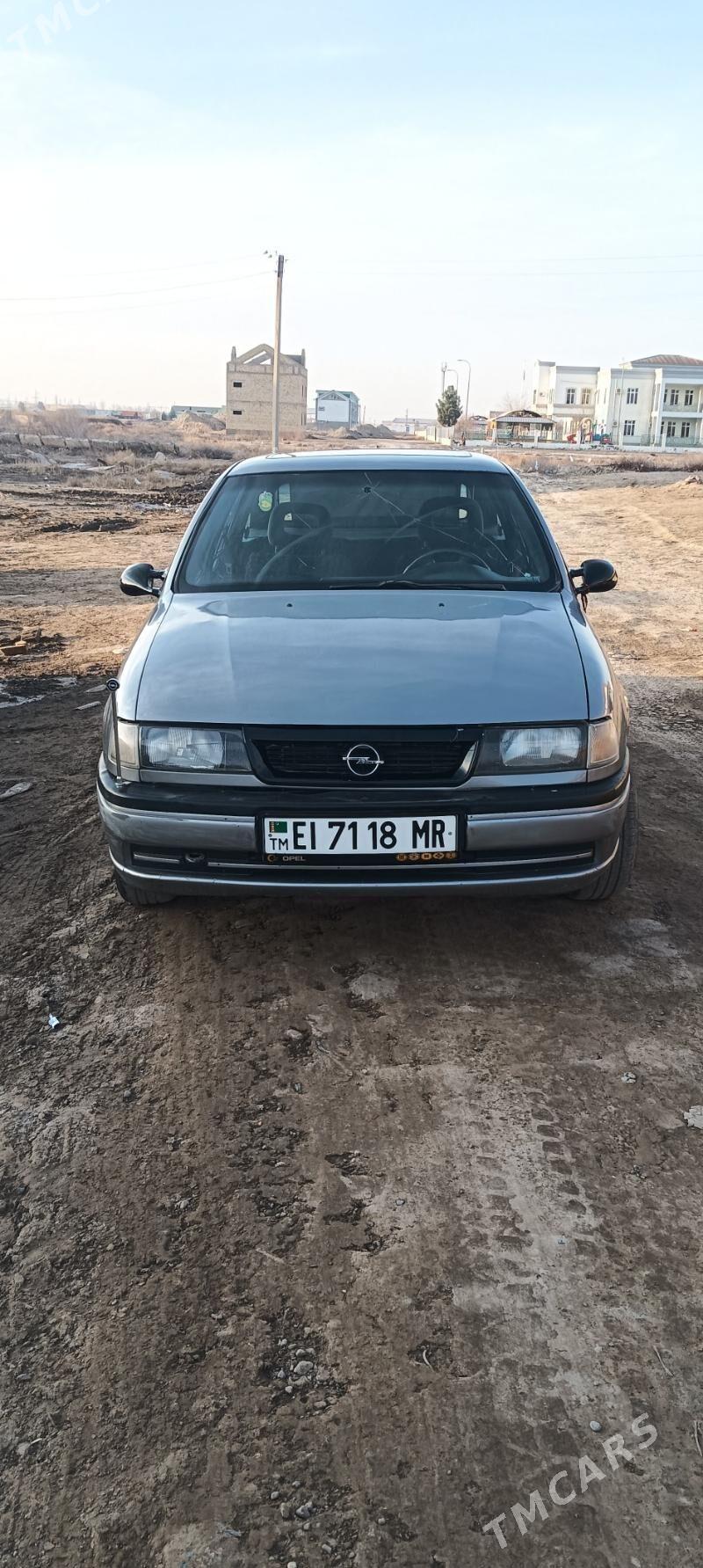 Opel Vectra 1994 - 42 000 TMT - Байрамали - img 1