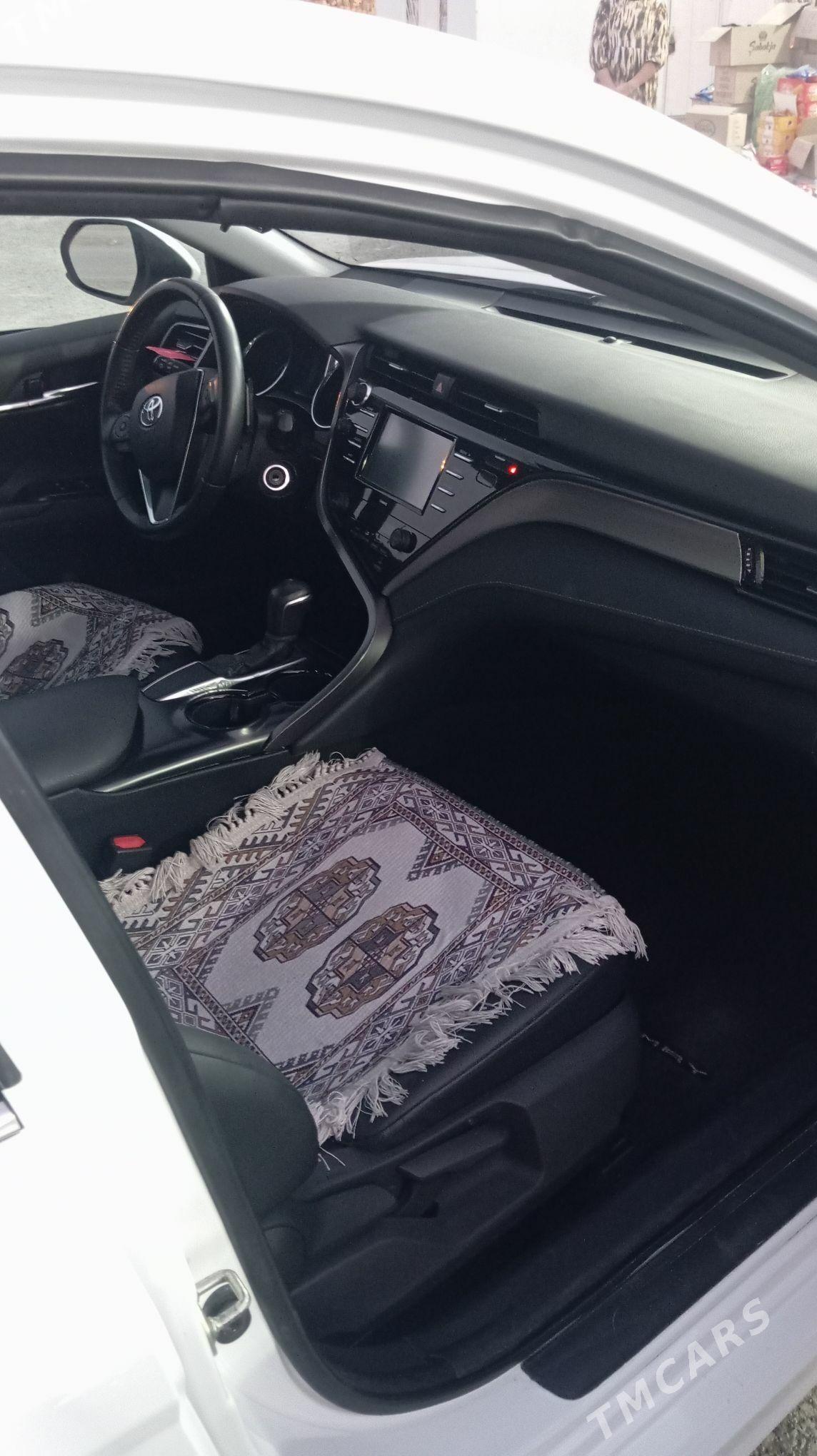 Toyota Camry 2020 - 329 999 TMT - Gurtly - img 1