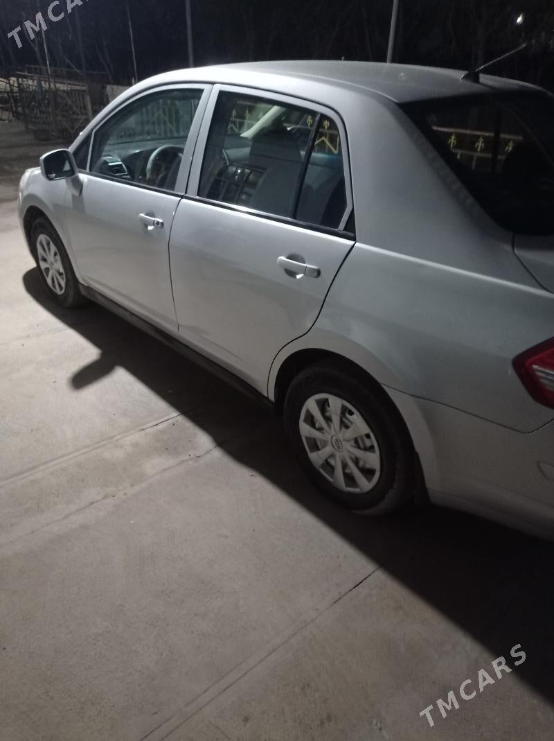 Nissan Versa 2010 - 105 000 TMT - Türkmenabat - img 1