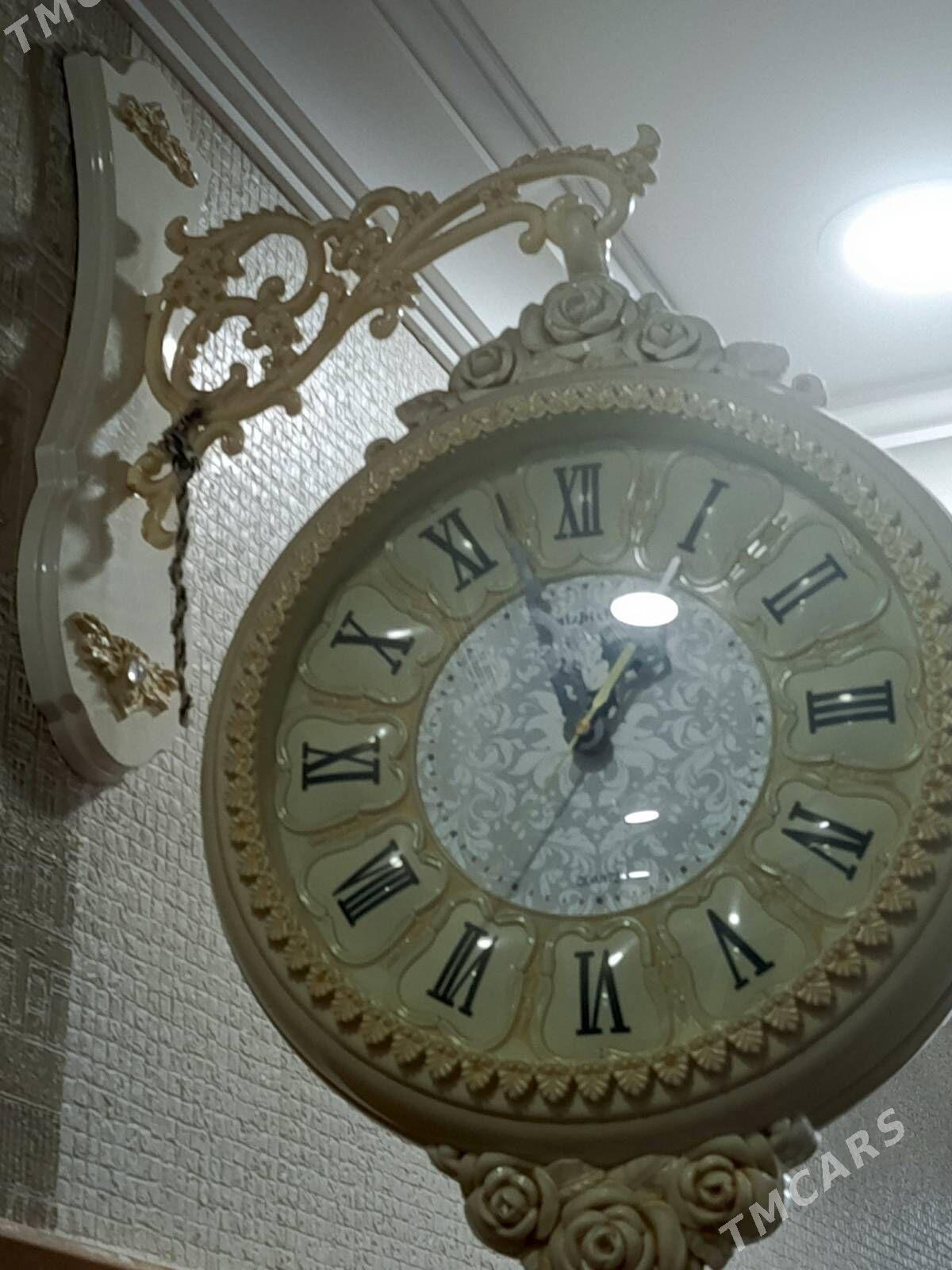 sagat iki taraply - Гуртли - img 1